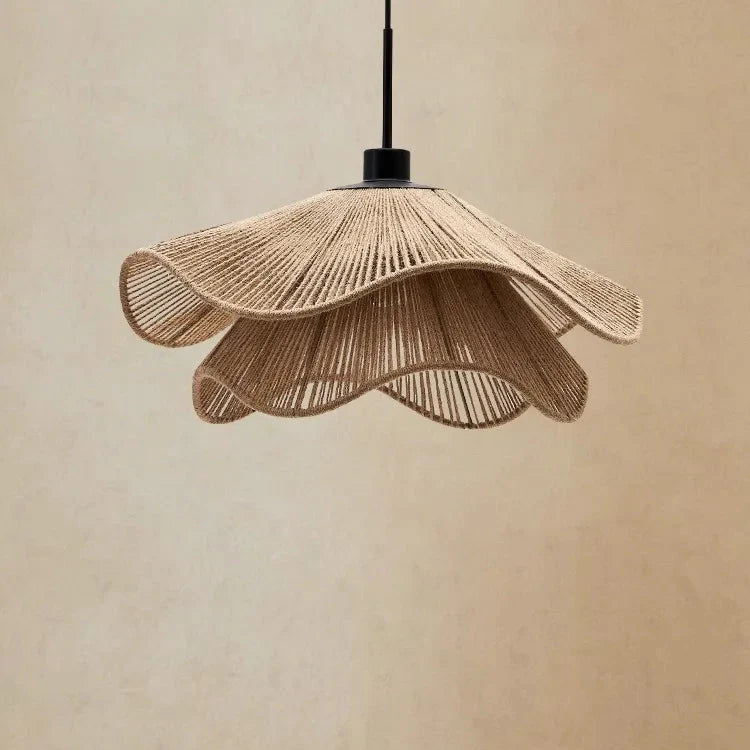 Luminária Pendente Rattan com Design Artesanal e Iluminação Aconchegante