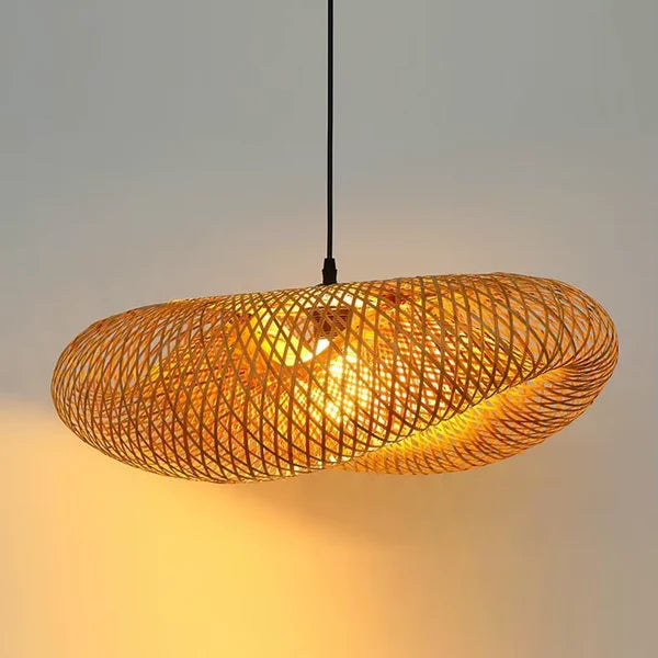 Luminária de Bambu Rattan Honolulu — beleza natural, iluminação acolhedora