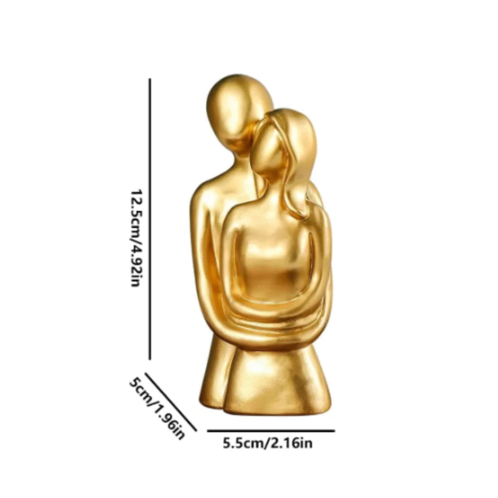 Escultura Casal Abraçados em Gesso – Arte Decorativa com Significado e Estilo