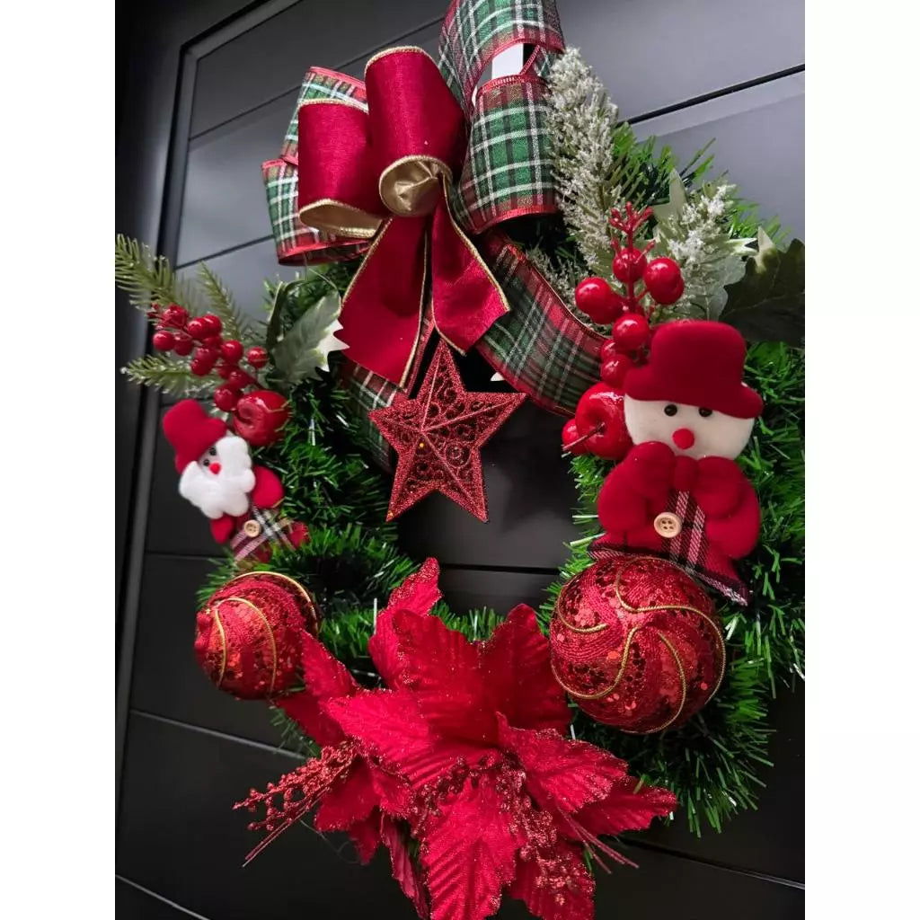 Guirlanda de Natal com Papai Noel Elegância e Encanto para sua Porta