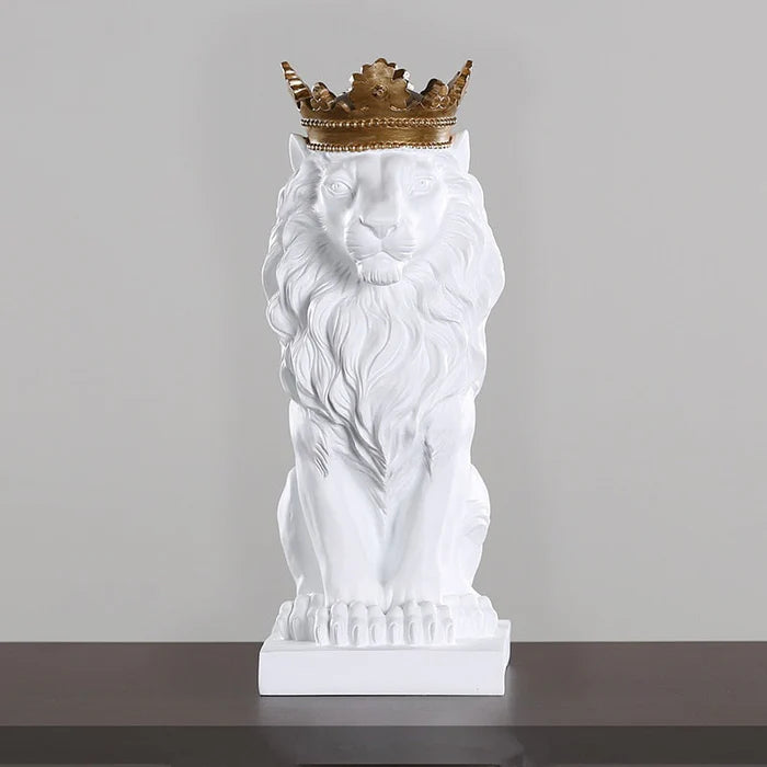 Estatueta Leão Imperador – Poder, Elegância e Presença na Decoração