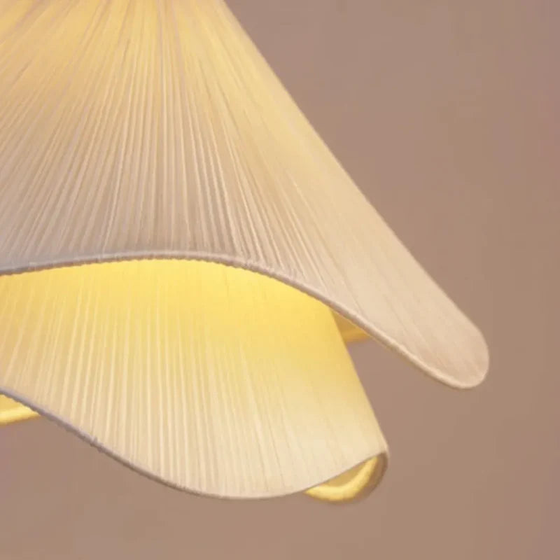 Luminária Pendente Moderna Flor em Tecido Suavidade para Sua Sala de Estar