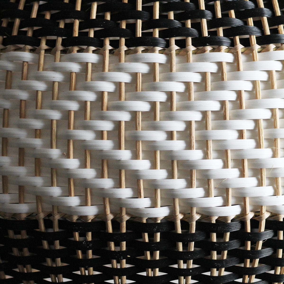Luminária Pendente Rattan Trançado Artesanal Bali