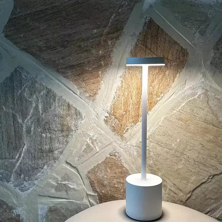 Luminária de Mesa Sem Fio | Bateria Recarregável e Iluminação Ajustável