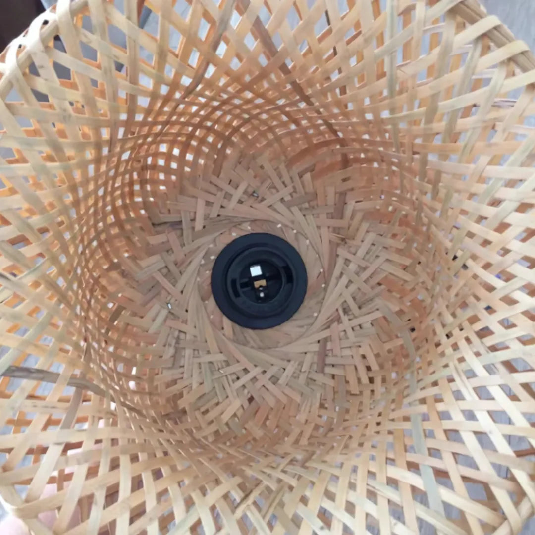 Plafon de Teto Bambu Artesanal Iluminação Sofisticada com Consciência Natural