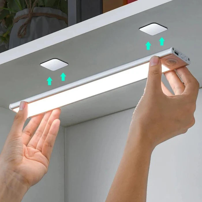 Luminária Sem Fio Magnética – Sensor de Movimento e Bateria Recarregável USB
