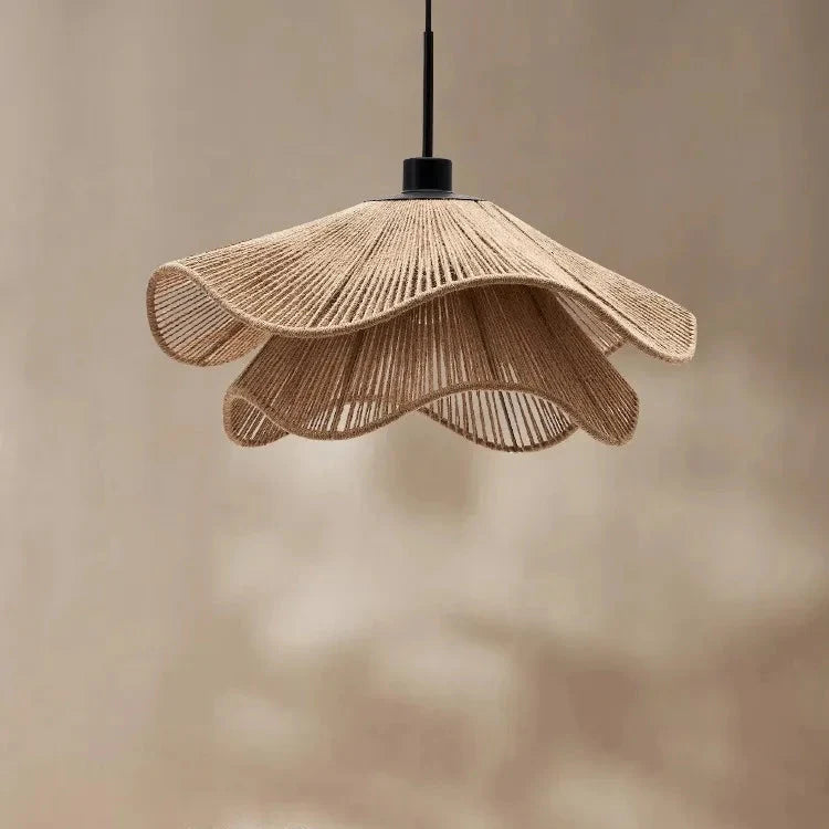 Luminária Pendente Rattan com Design Artesanal e Iluminação Aconchegante