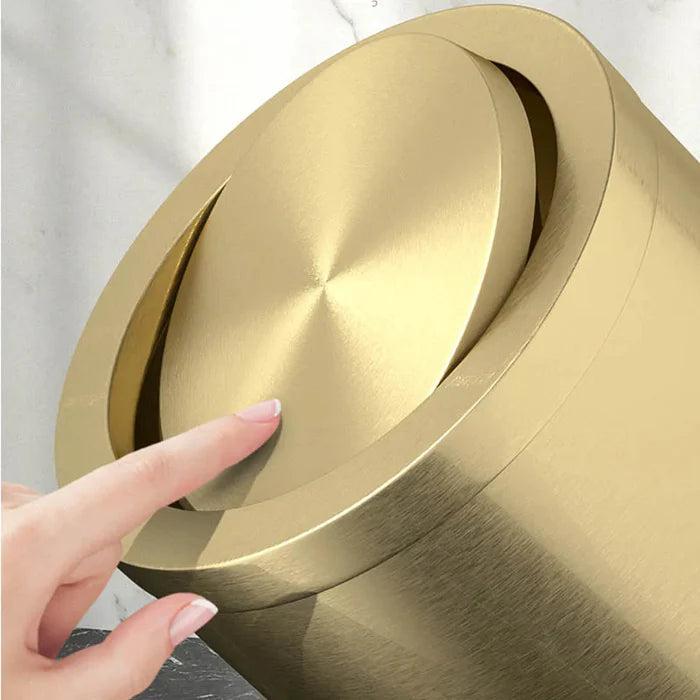 Lixeira de Aço Inox 9L – Sofisticação, Durabilidade e Design Compacto