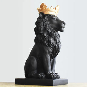 Estatueta Leão Imperador – Poder, Elegância e Presença na Decoração