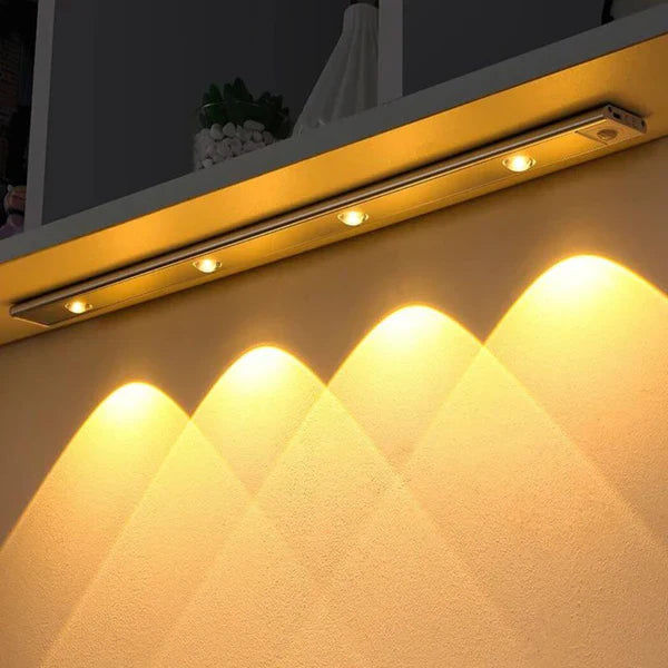 Luminária LED com Sensor de Movimento | Recarregável e sem Fio