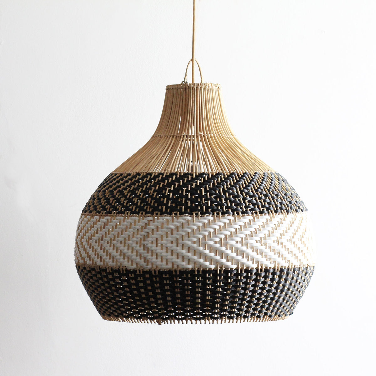 Luminária Pendente Rattan Trançado Artesanal Bali