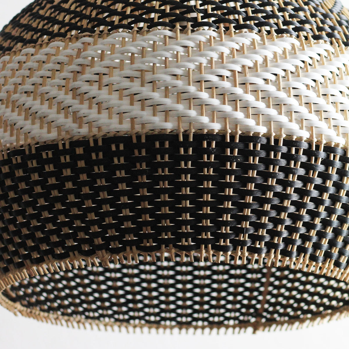 Luminária Pendente Rattan Trançado Artesanal Bali