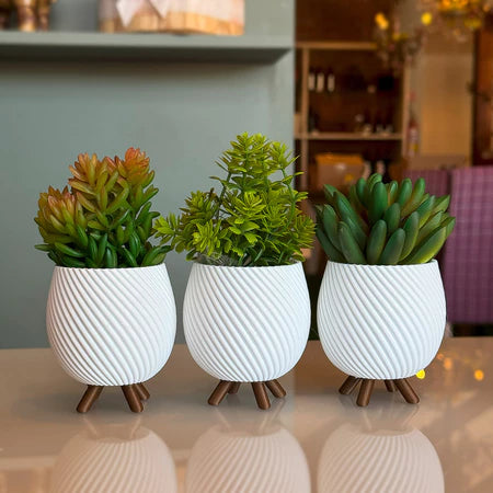 Kit 3 Vasinhos Cachepot Decorativo com Pezinho – Design Minimalista e Sustentável