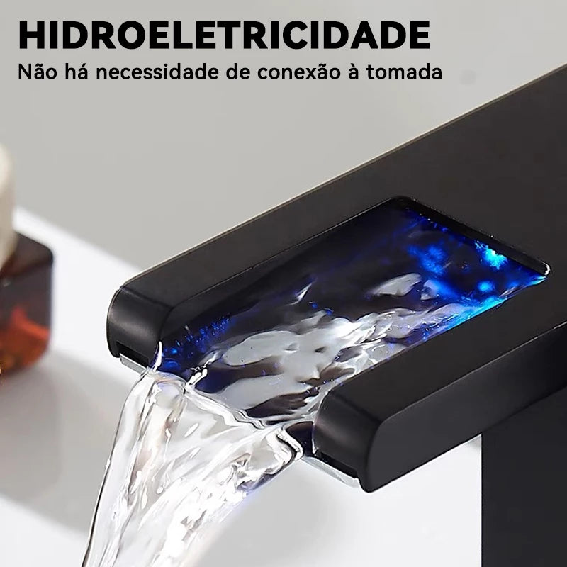 Torneira cascata LED para banheiro Volta