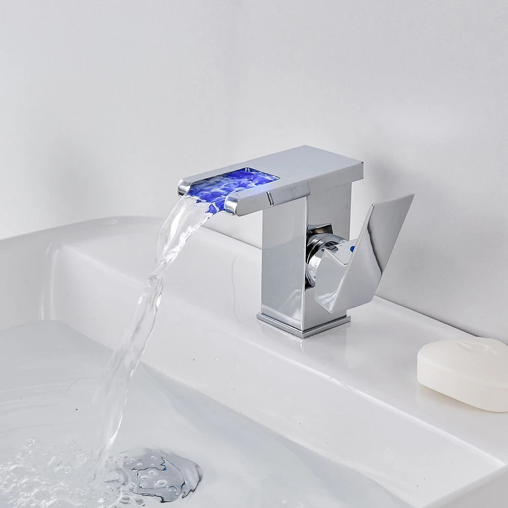 Torneira cascata LED para banheiro Volta