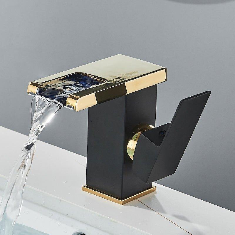 Torneira cascata LED para banheiro Volta