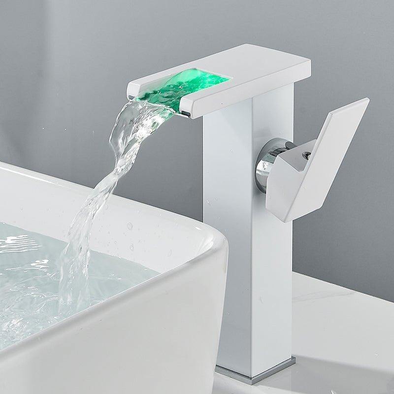 Torneira cascata LED para banheiro Volta